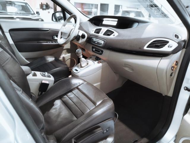 Renault Scénic III dCi 130 Fap Jade Euro 5 2011