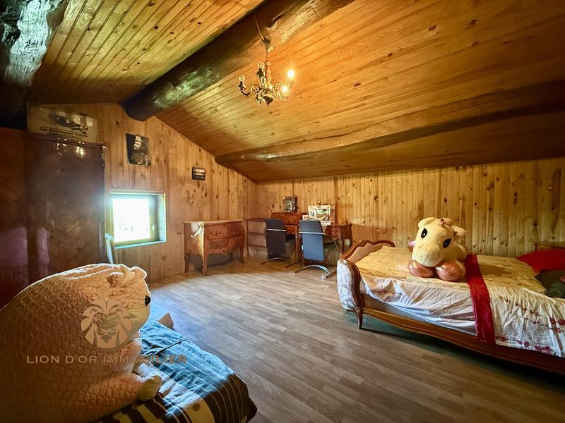 Maison - 163 m² - 6 pièces