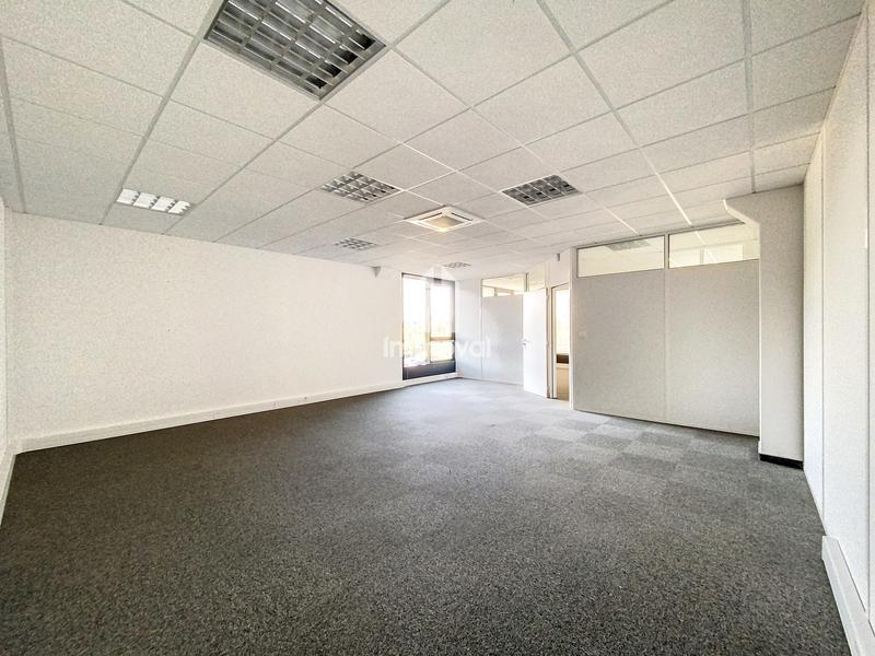 Bureau - 203 m² - 7 pièces