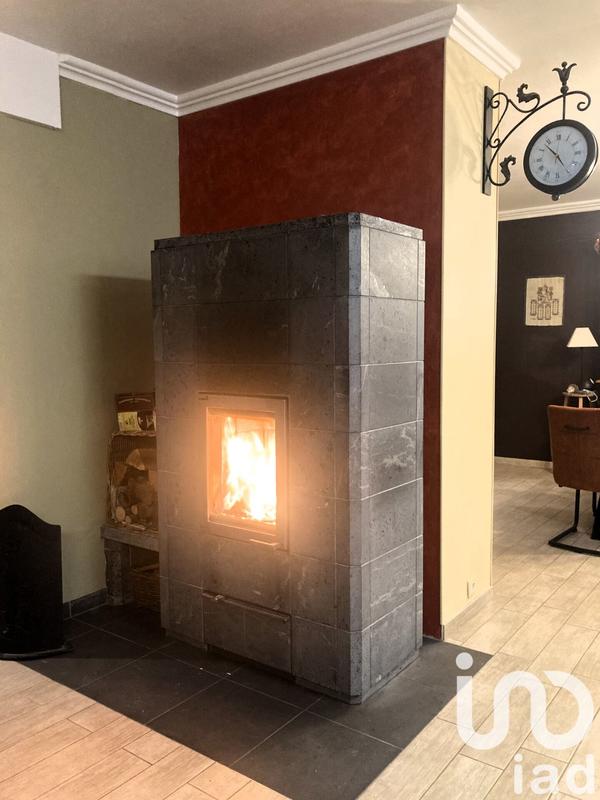 Maison - 218 m² - 8 pièces