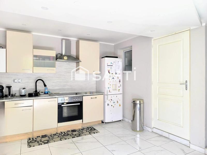 Maison - 178 m² - 9 pièces