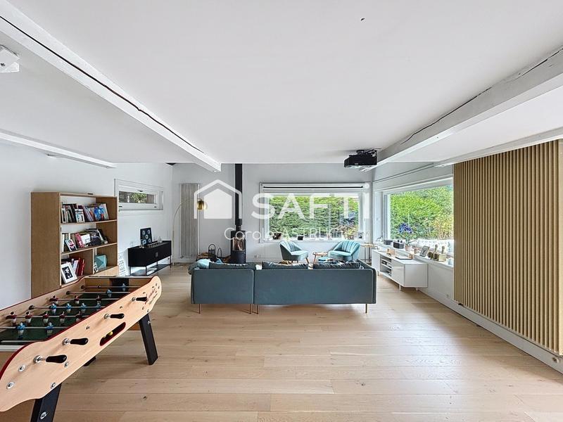 Maison de maîtres - 280 m² - 14 pièces