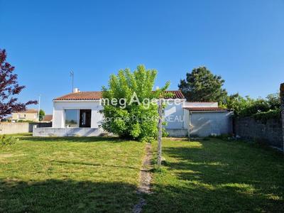 Maison traditionnelle - 96 m² - 5 pièces