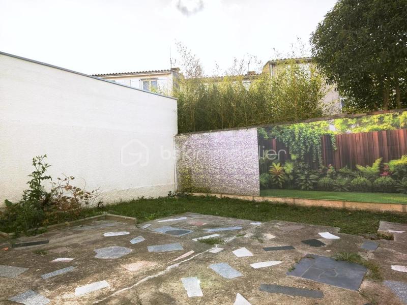 Maison traditionnelle - 100 m² - 5 pièces