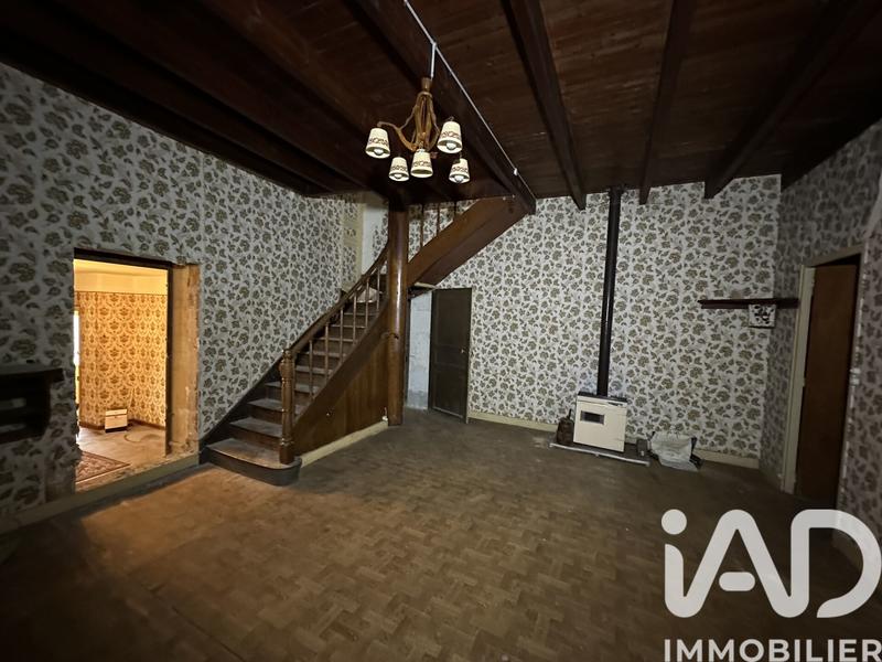 Maison - 219 m² - 8 pièces