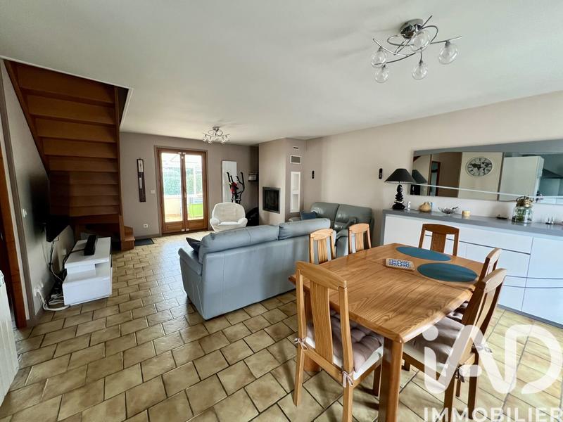 Maison - 95 m² - 6 pièces