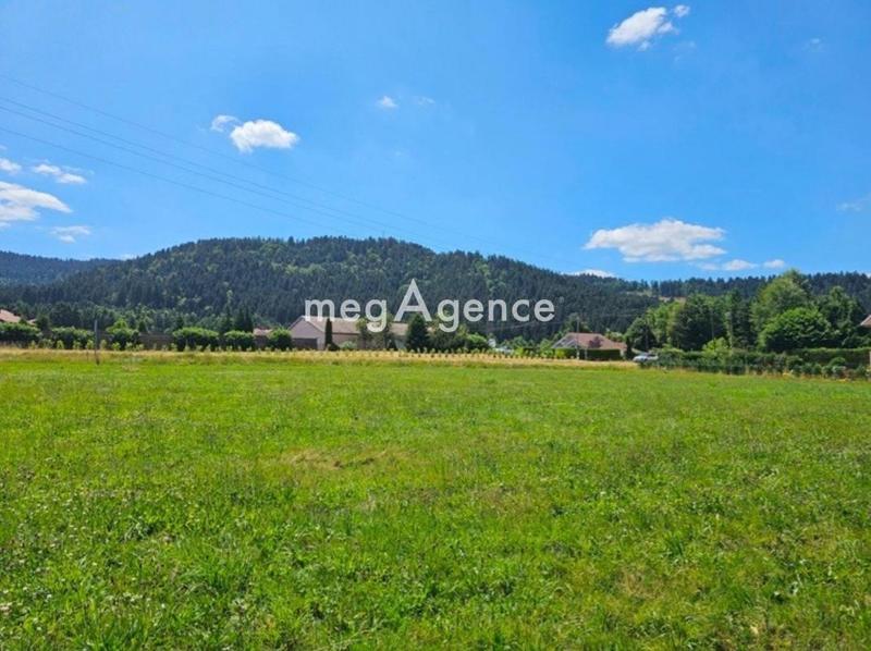 Terrain constructible - 1 949 m²
