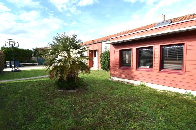 Maison - 121 m² - 6 pièces