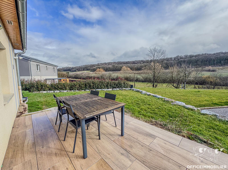 Maison - 120 m² - 6 pièces