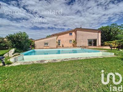 Maison - 196 m² - 6 pièces