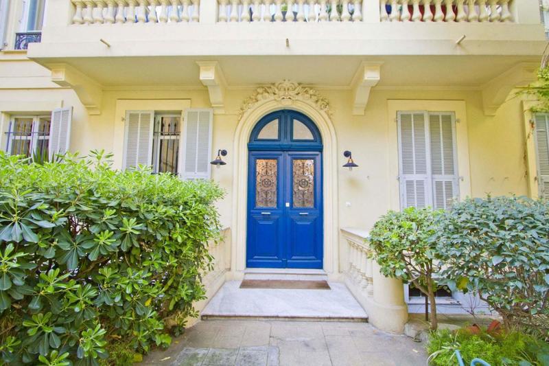 Appartement - 90 m² - 3 pièces