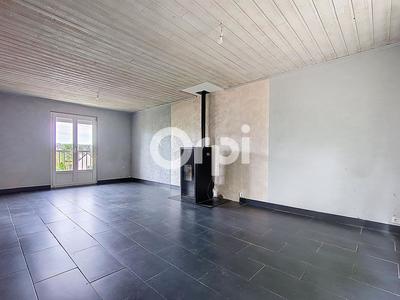 Maison - 90 m² - 4 pièces