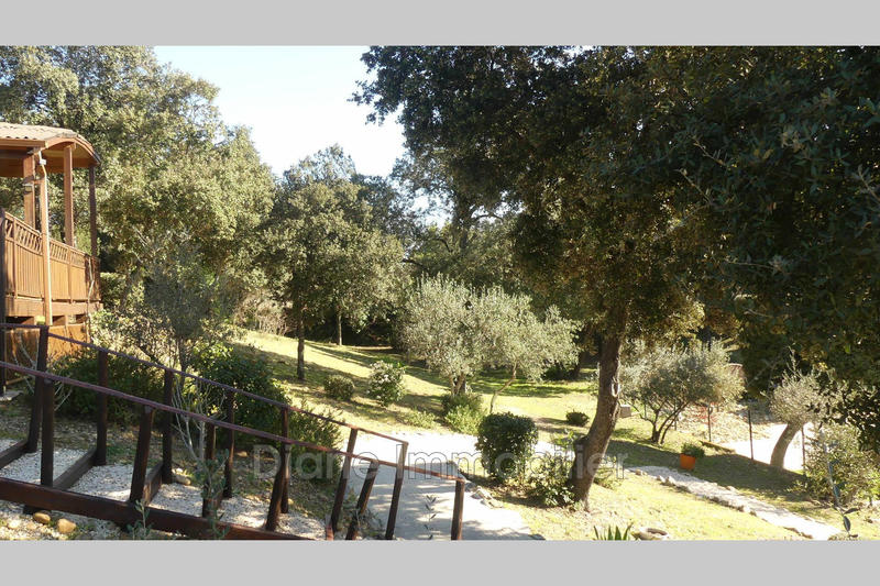 Villa - 162 m² - 6 pièces