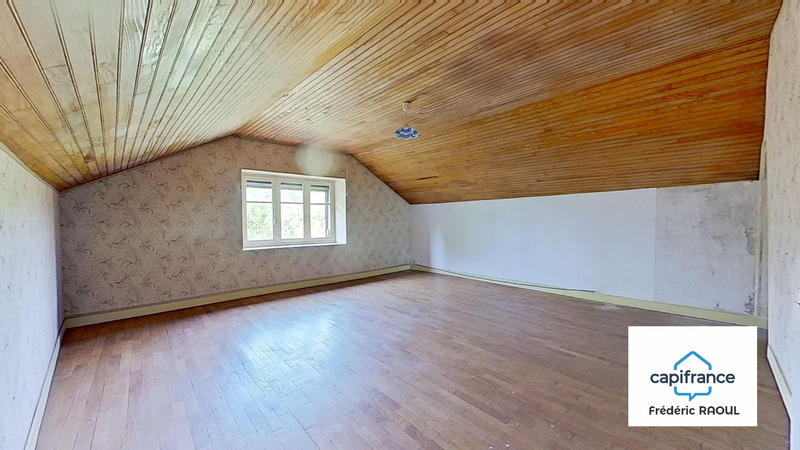 Maison - 215 m² - 6 pièces