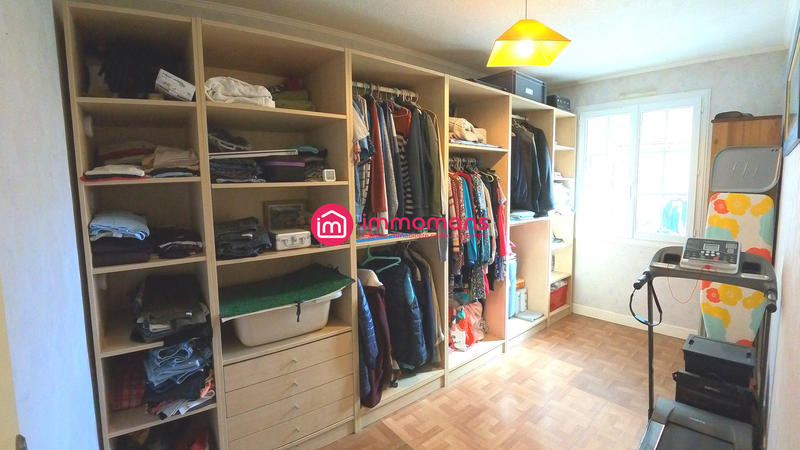 Maison - 165 m² - 11 pièces