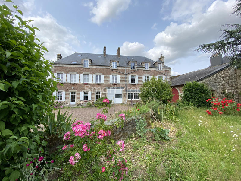 Maison - 500 m² - 19 pièces