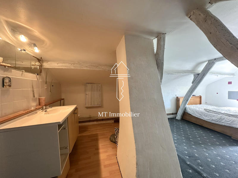 Maison - 205 m² - 4 pièces