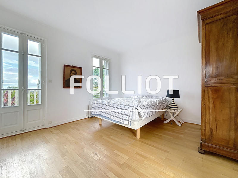 Maison - 137 m² - 5 pièces