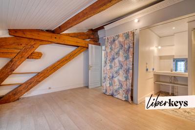 Maison de village - 338 m² - 6 pièces