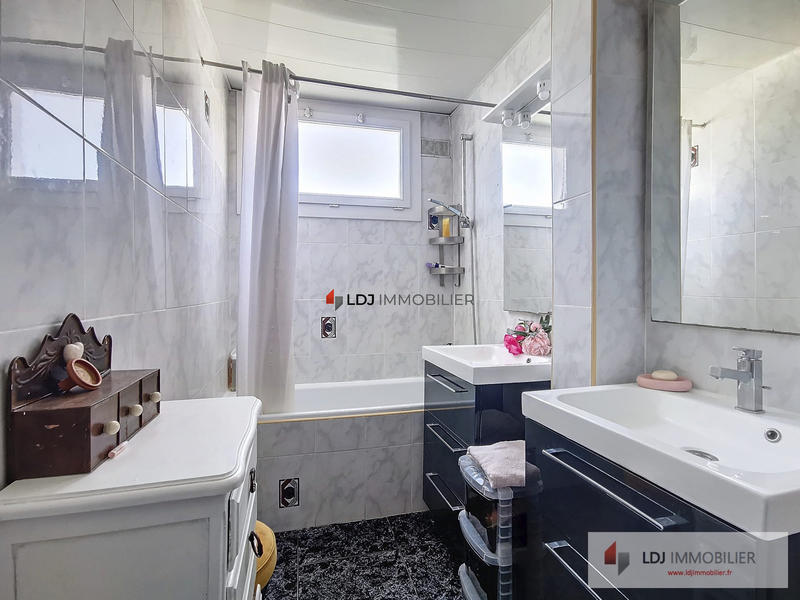 Appartement - 61 m² - 3 pièces