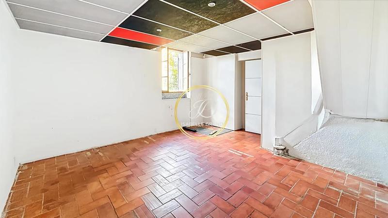 Propriété - 163 m² - 6 pièces