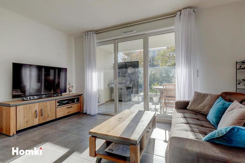 Appartement - 90 m² - 4 pièces