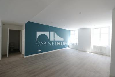 Appartement - 79 m² - 3 pièces