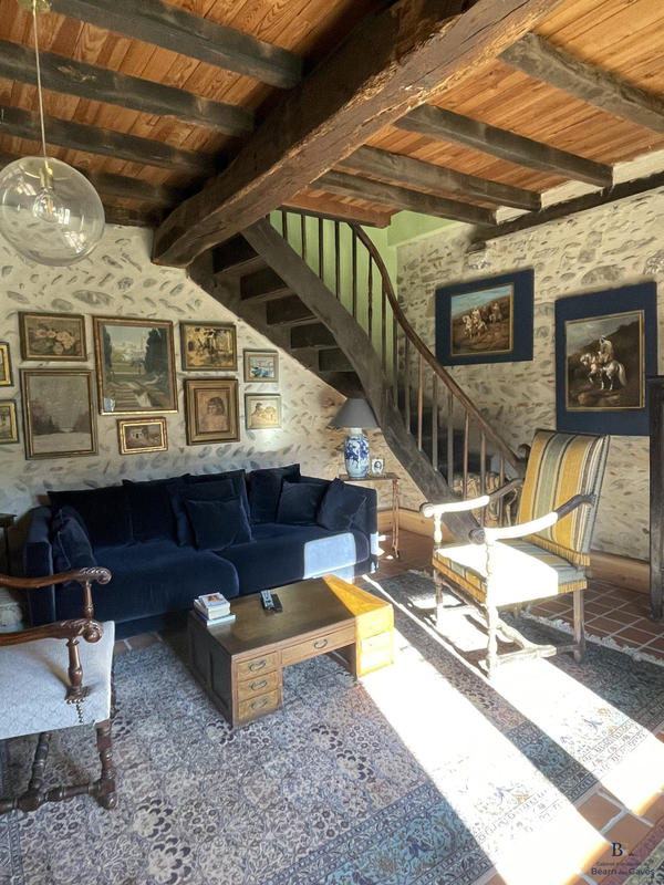 Maison - 231 m² - 6 pièces