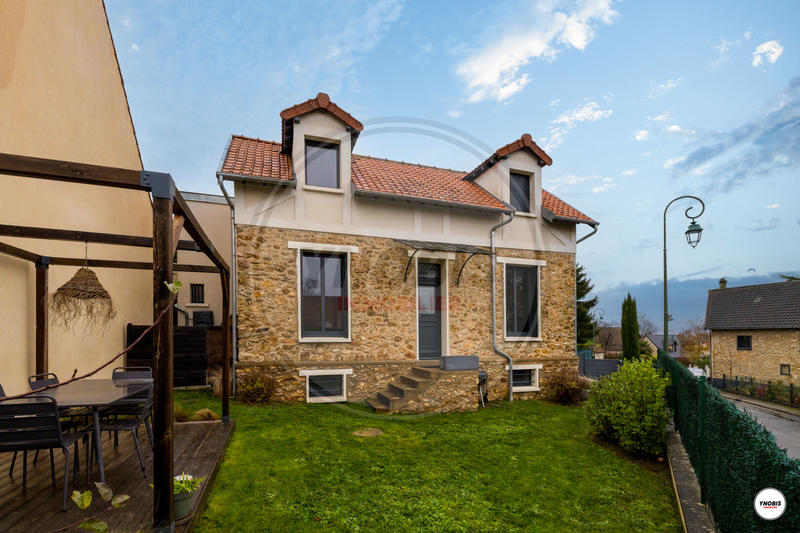 Maison - 100 m² - 5 pièces