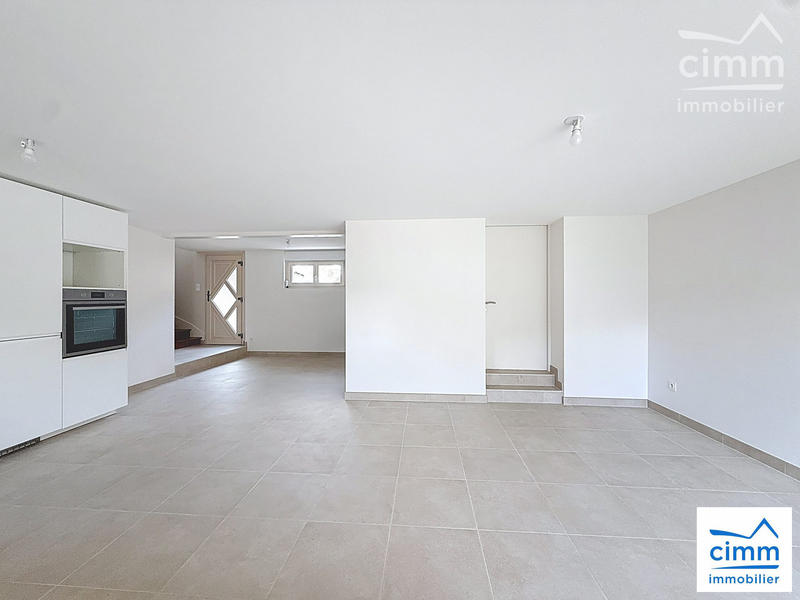 Maison - 98 m² - 5 pièces