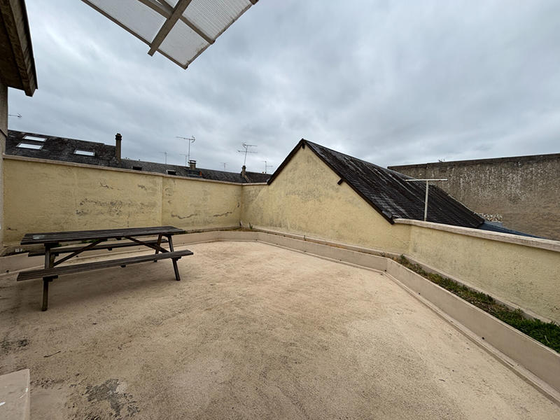 Immeuble - 7 pièces