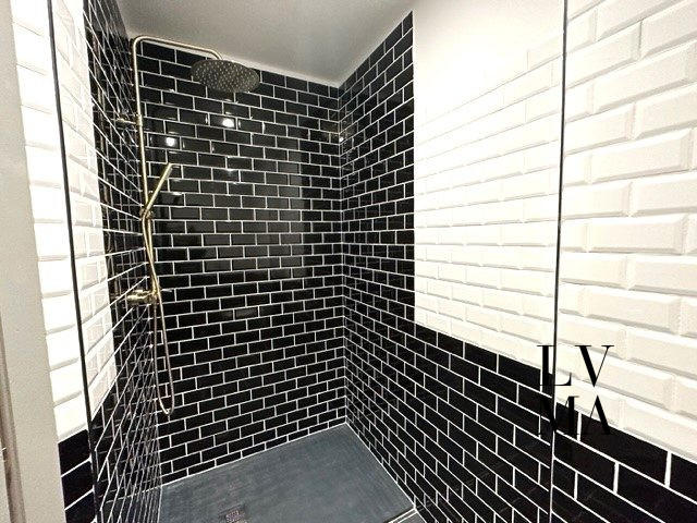 Maison - 159 m² - 6 pièces