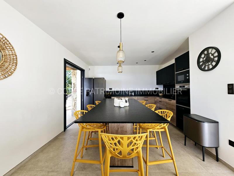 Villa - 95 m² - 4 pièces