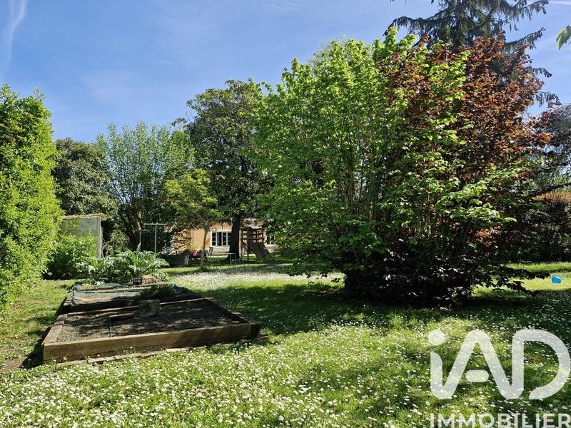 Maison de ville - 321 m² - 9 pièces