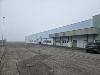 Local d'activités - 4 000 m²