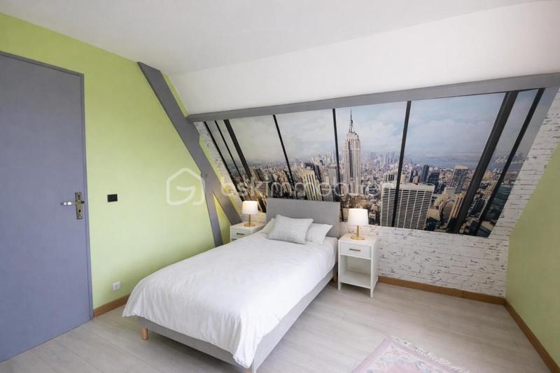 Maison traditionnelle - 128 m² - 6 pièces