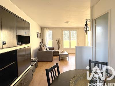 Appartement - 82 m² - 4 pièces