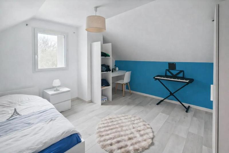 Maison - 90 m² - 5 pièces