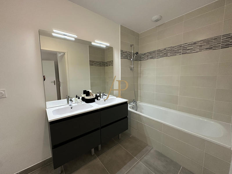 Maison - 66 m² - 3 pièces