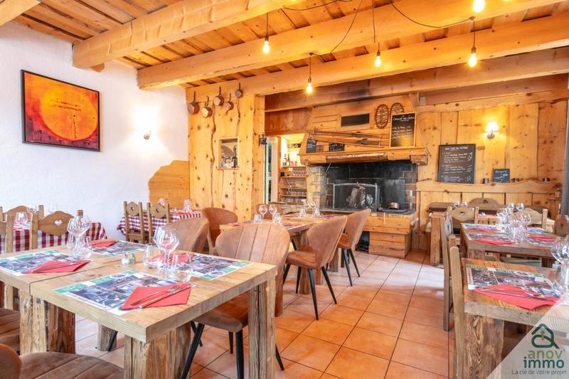 Maison chambre d'hôtes - 384 m² - 13 pièces