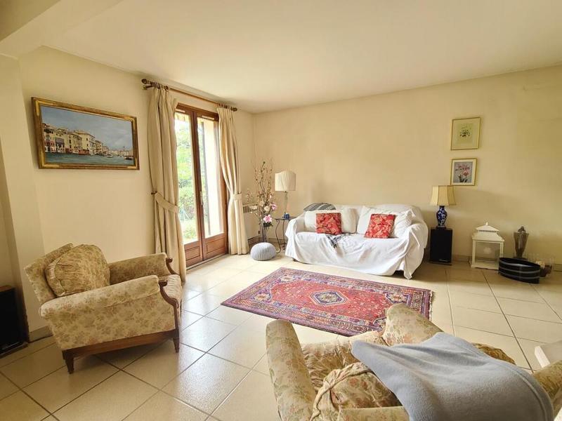 Maison - 169 m² - 8 pièces