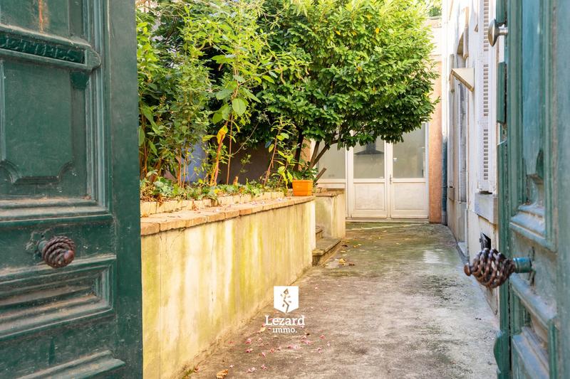 Maison ancienne - 282 m² - 8 pièces