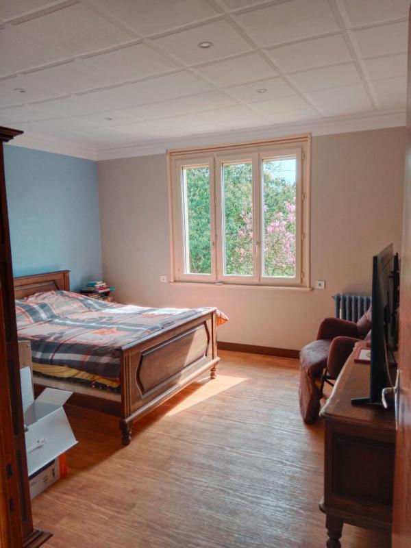 Maison - 94 m² - 5 pièces