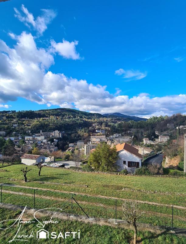 Maison - 108 m² - 5 pièces