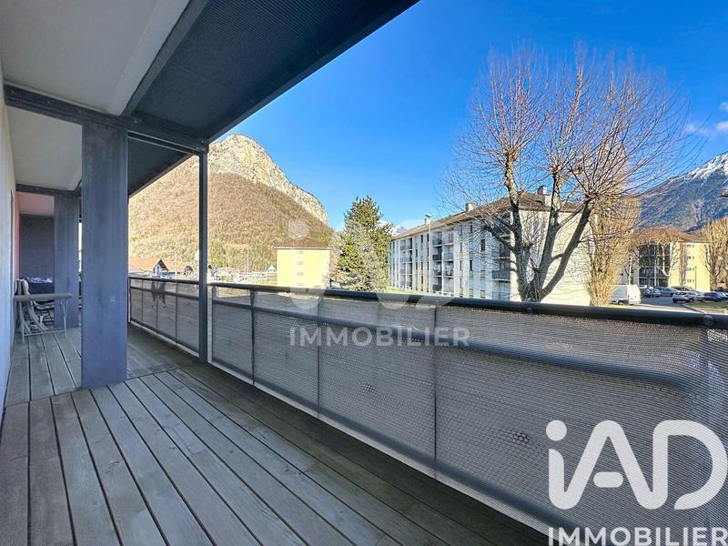 Appartement - 85 m² - 4 pièces