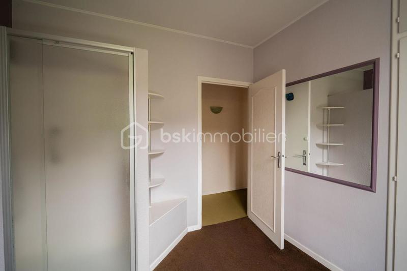 Maison traditionnelle - 320 m² - 8 pièces