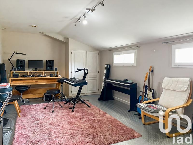 Maison - 198 m² - 6 pièces