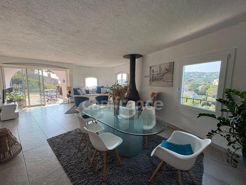 Maison d'architecte - 192 m² - 8 pièces