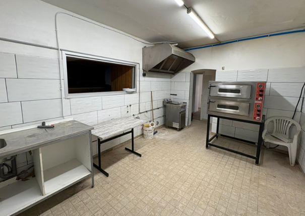 Divers - 130 m² - 3 pièces