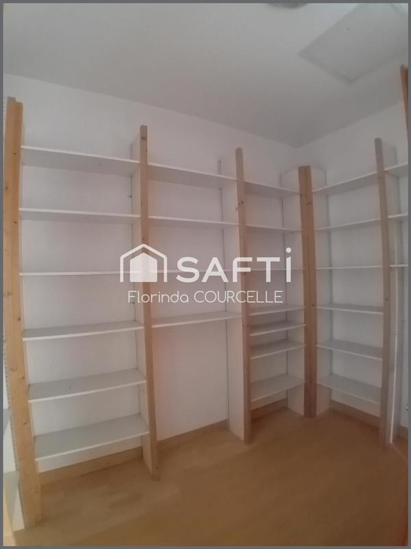 Local commercial - 119 m² - 2 pièces